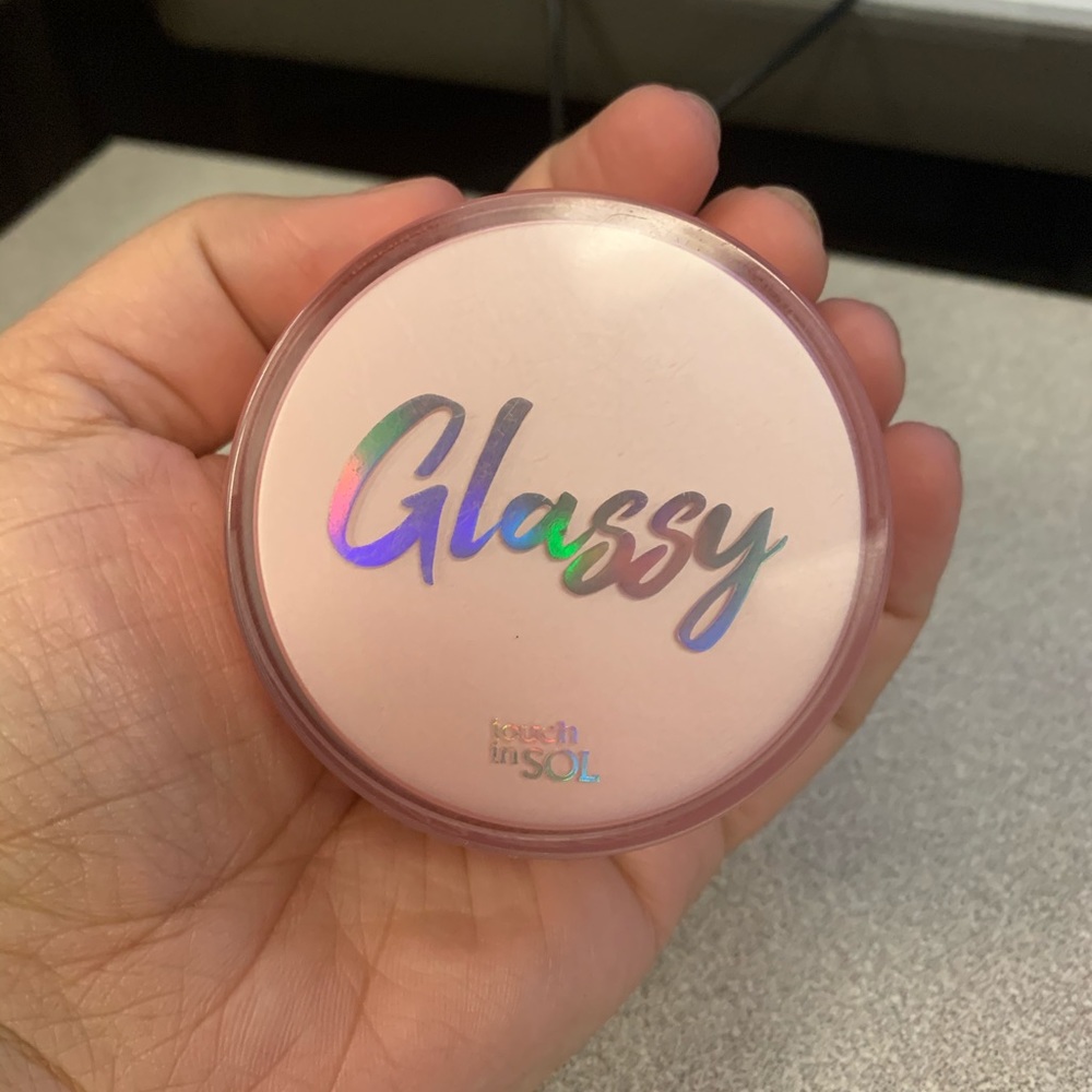 Pretty Fitter glassy skin balm